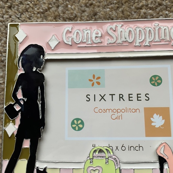 Sixtrees Cosmopolitan Girl 4x6 picture frame - Picture 3 of 7